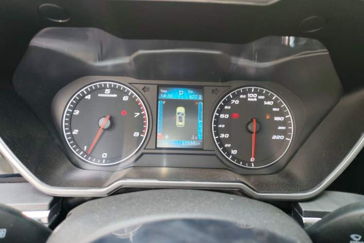 Used Zotye T700 2017 1.8T Dual-Clutch Luxury Model Instrument Cluster