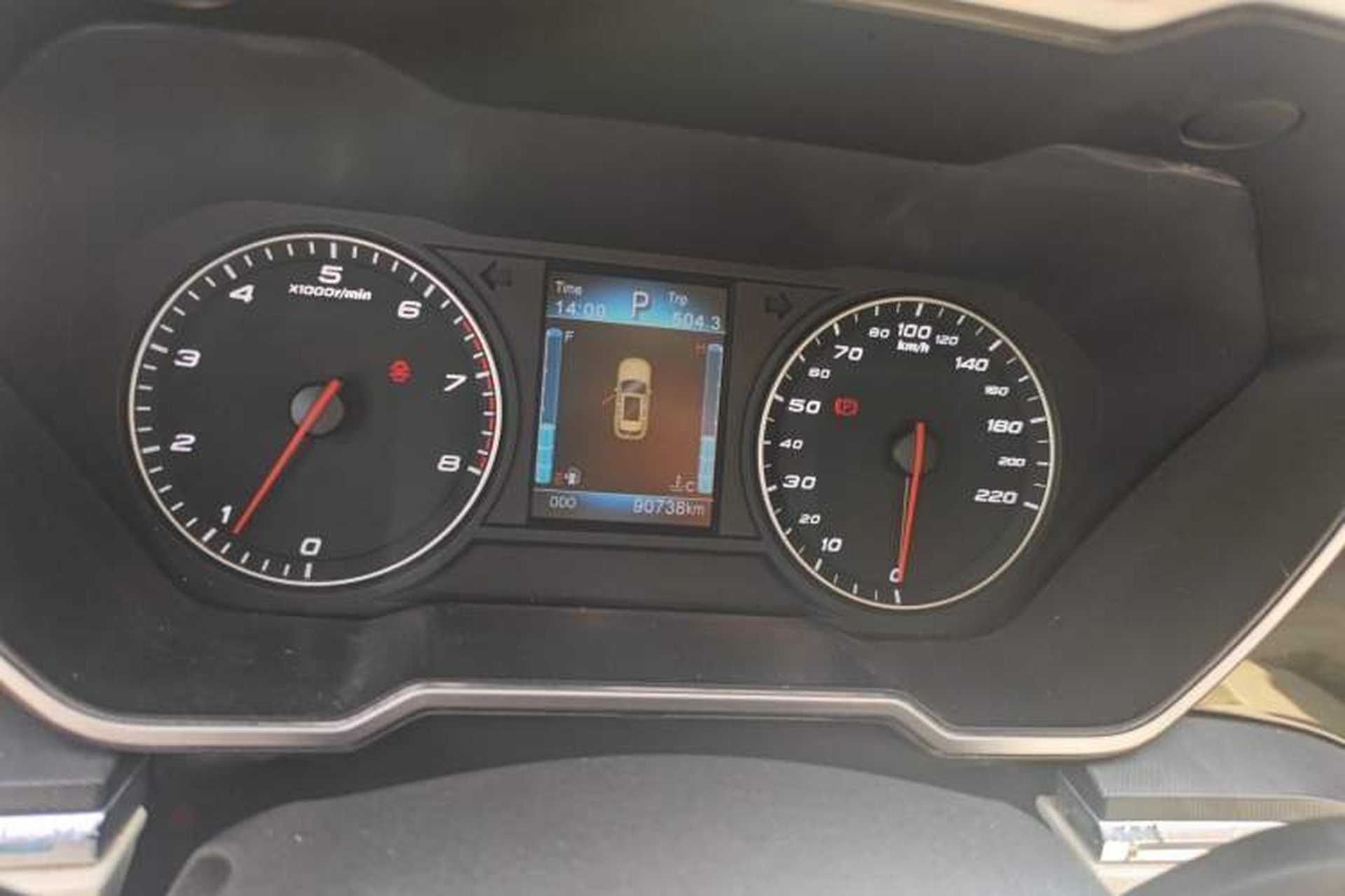 Used Zotye T700 2017 1.8T Dual-Clutch Luxury Model Instrument Cluster