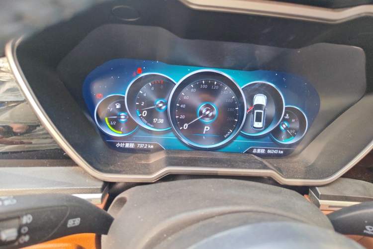 Used Zotye T700 2017 1.8T Dual-Clutch Luxury Model Instrument Cluster