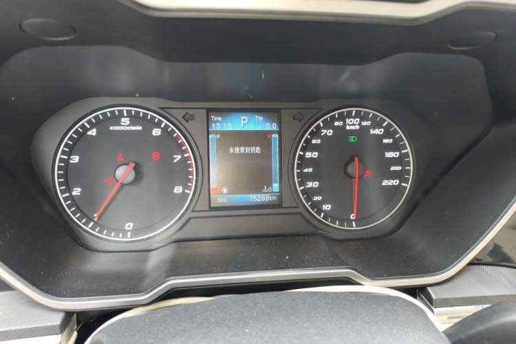 Used Zotye T700 2017 1.8T Dual-Clutch Luxury Model Instrument Cluster