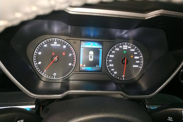 Used Zotye T700 2017 1.8T Dual-Clutch Luxury Model Instrument Cluster