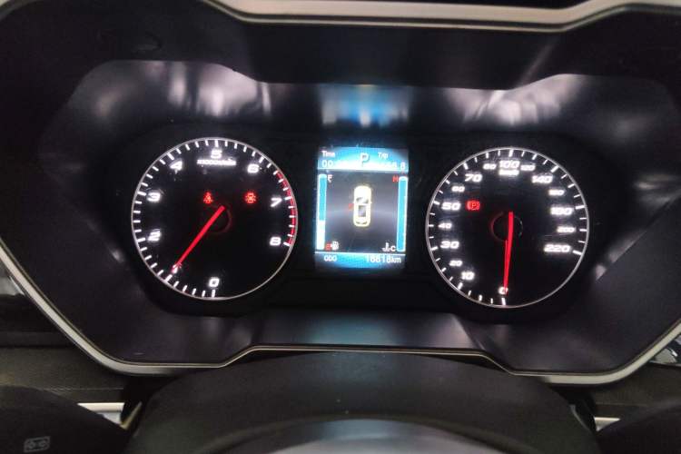 Used Zotye T700 2017 1.8T Dual-Clutch Luxury Model Instrument Cluster