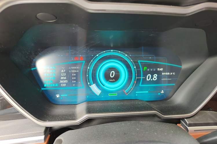 Used Zotye T700 2017 1.8T Dual-Clutch Prestige Model Instrument Cluster