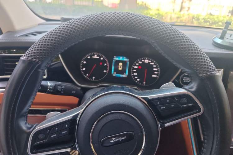 Used Zotye T700 2017 1.8T Dual-Clutch Luxury Model Instrument Cluster