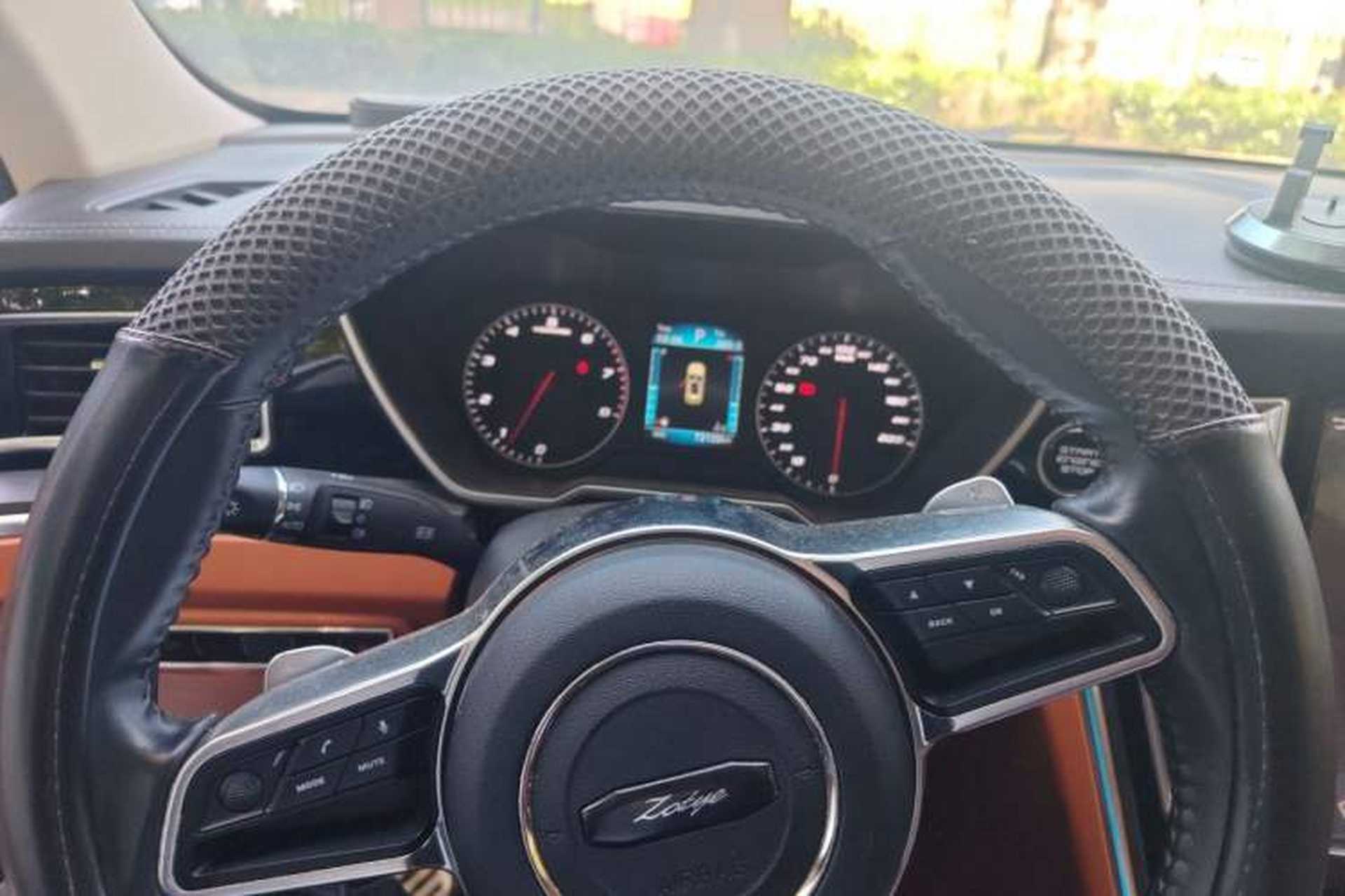 Used Zotye T700 2017 1.8T Dual-Clutch Luxury Model Instrument Cluster
