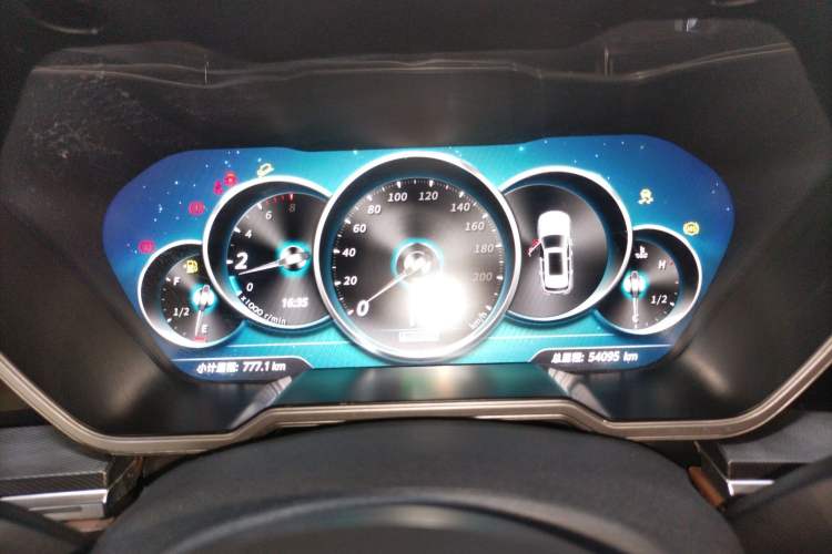 Used Zotye T700 2017 1.8T Dual-Clutch Prestige Model Instrument Cluster