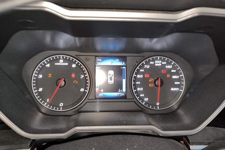 Used Zotye T700 2017 1.8T Dual-Clutch Luxury Model Instrument Cluster