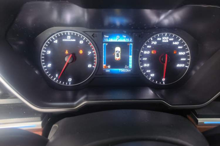 Used Zotye T700 2017 1.8T Dual-Clutch Luxury Model Instrument Cluster