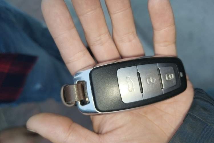 Used Zotye T700 2017 1.8T Dual-Clutch Prestige Model Interior 1