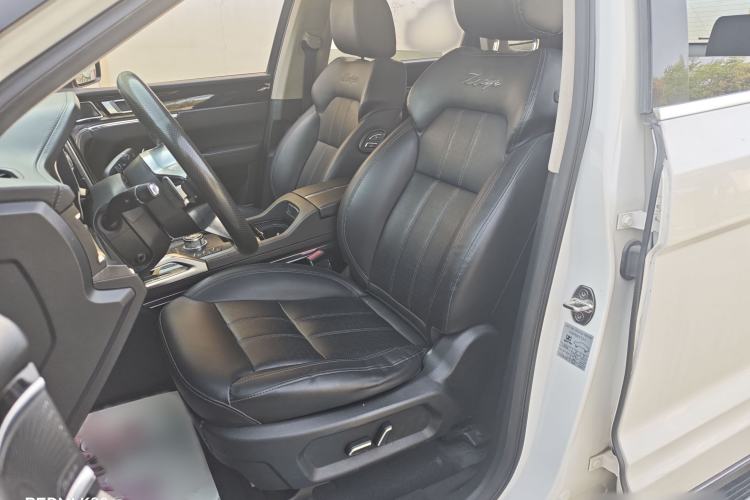 Used Zotye T700 2017 1.8T Dual-Clutch Prestige Model Interior 1