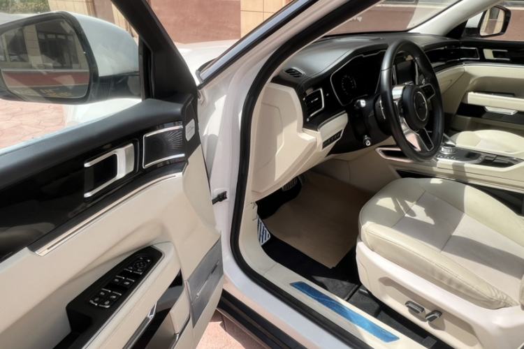 Used Zotye T700 2017 1.8T Dual-Clutch Luxury Model Interior 1