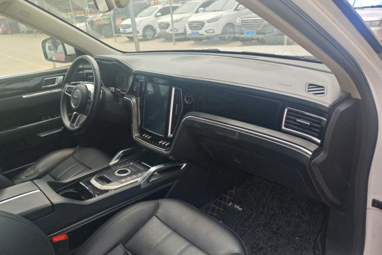 Used Zotye T700 2017 1.8T Dual-Clutch Luxury Model Interior 1
