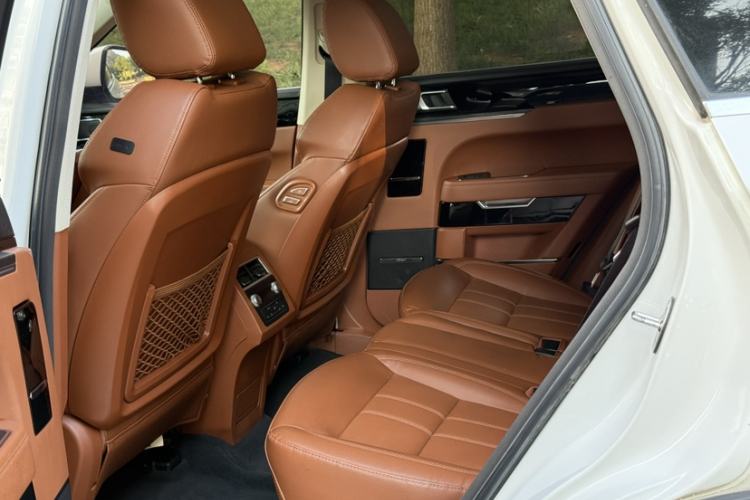 Used Zotye T700 2017 1.8T Dual-Clutch Prestige Model Interior 1