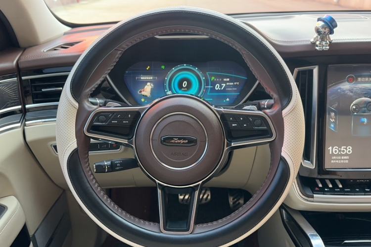 Used Zotye T700 2017 1.8T Dual-Clutch Prestige Model Interior 10
