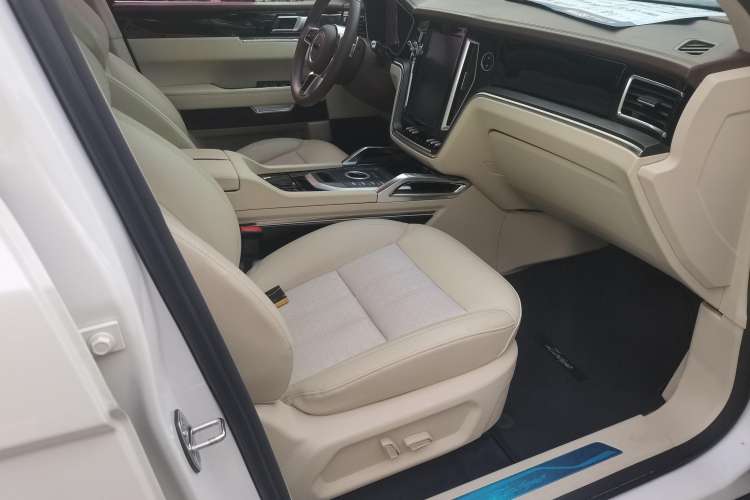 Used Zotye T700 2017 1.8T Dual-Clutch Prestige Model Interior 10