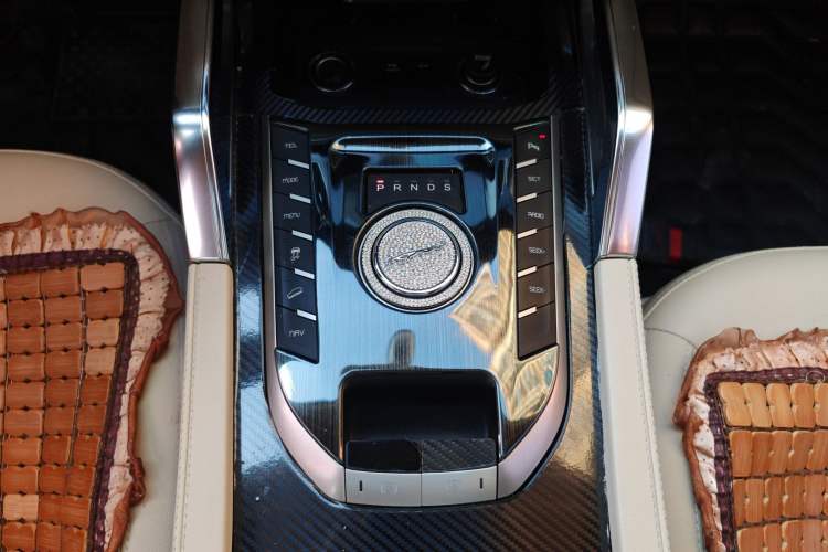 Used Zotye T700 2017 1.8T Dual-Clutch Luxury Model Interior 11