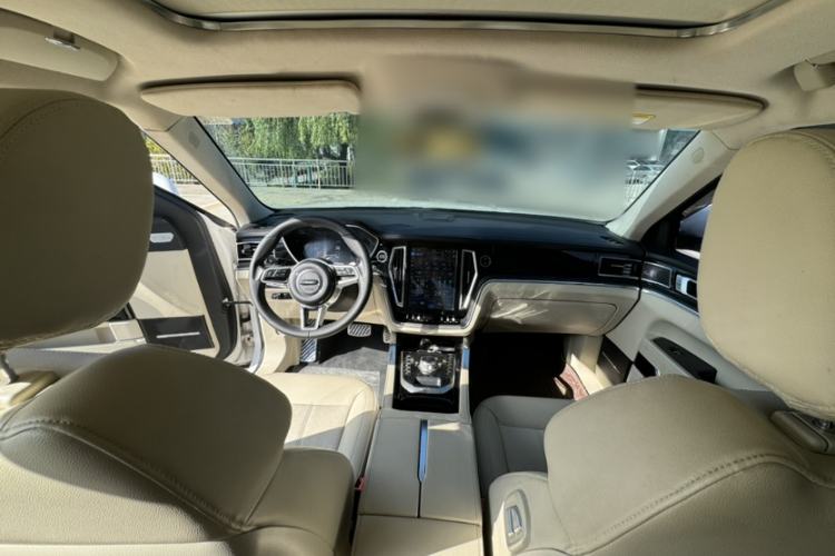 Used Zotye T700 2017 1.8T Dual-Clutch Prestige Model Interior 12