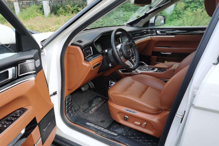 Used Zotye T700 2017 1.8T Dual-Clutch Luxury Model Interior 2