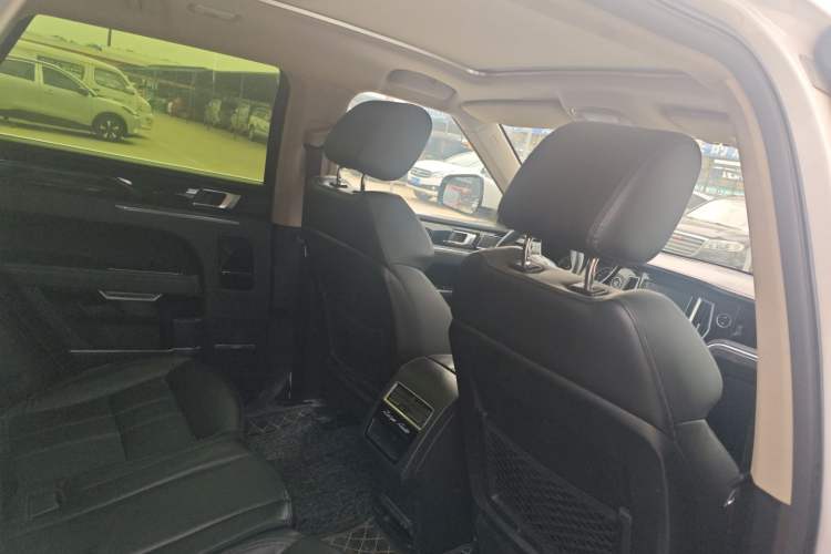 Used Zotye T700 2017 1.8T Dual-Clutch Luxury Model Interior 2