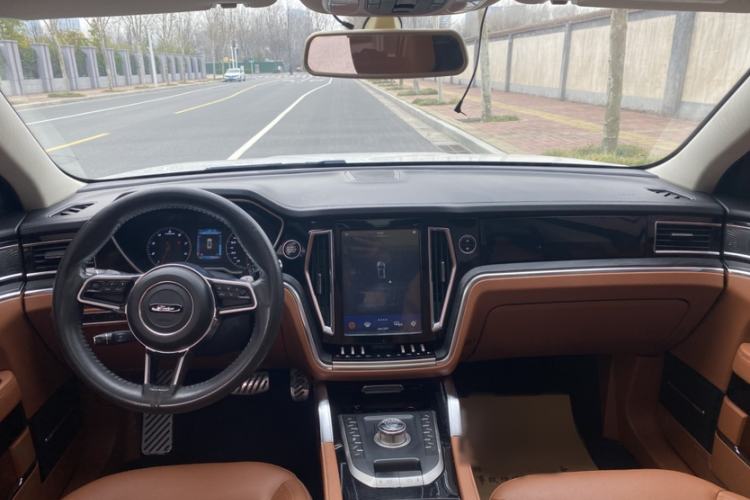 Used Zotye T700 2017 1.8T Dual-Clutch Luxury Model Interior 2