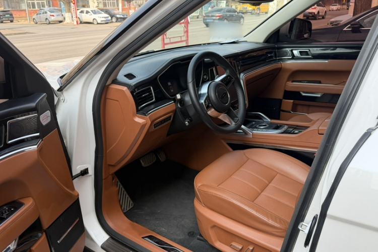 Used Zotye T700 2017 1.8T Dual-Clutch Prestige Model Interior 2
