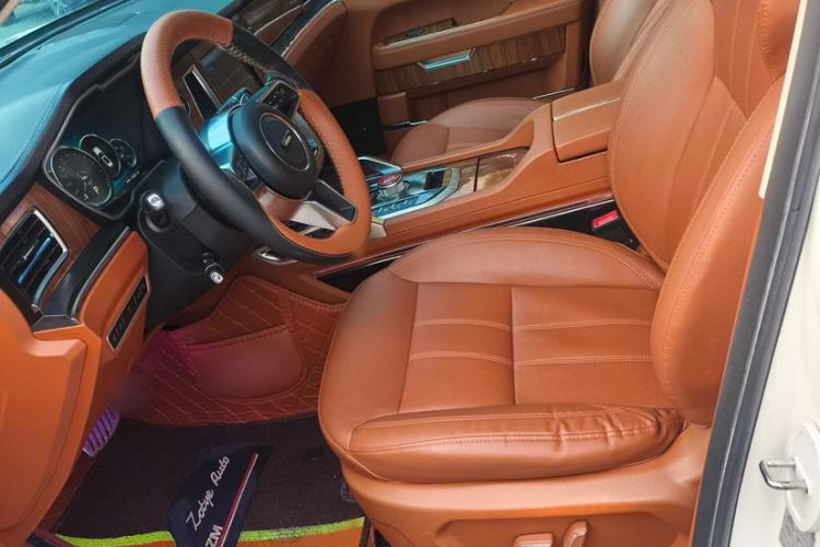 Used Zotye T700 2017 1.8T Dual-Clutch Prestige Model Interior 2
