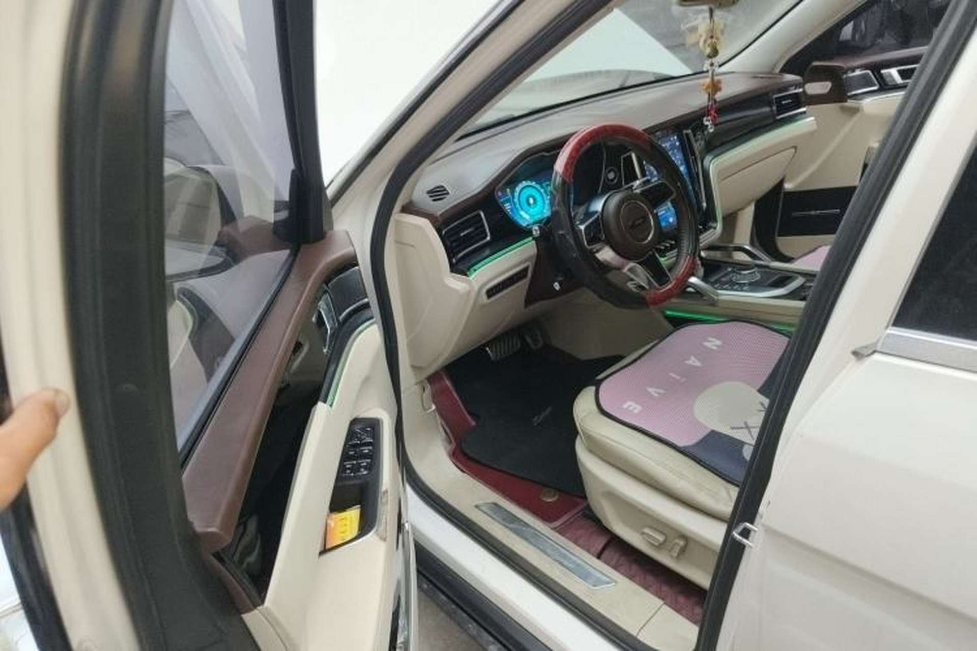 Used Zotye T700 2017 1.8T Dual-Clutch Prestige Model Interior 3