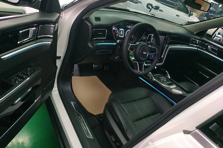 Used Zotye T700 2017 1.8T Dual-Clutch Luxury Model Interior 3