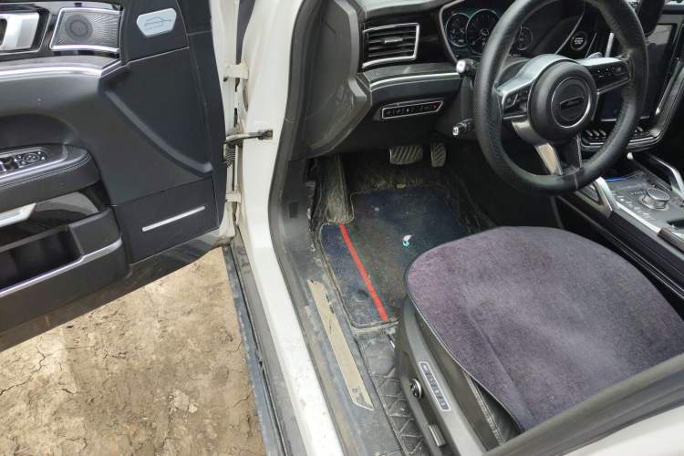 Used Zotye T700 2017 1.8T Dual-Clutch Flagship Model Interior 3