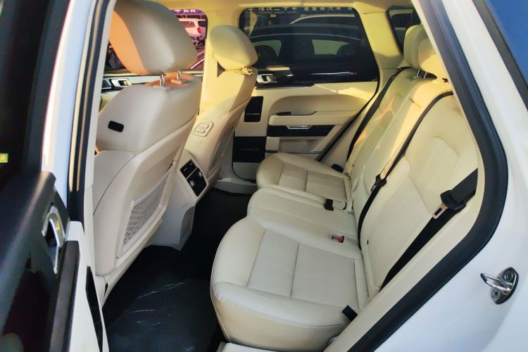 Used Zotye T700 2017 1.8T Dual-Clutch Prestige Model Interior 3