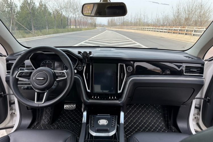Used Zotye T700 2017 1.8T Dual-Clutch Luxury Model Interior 4