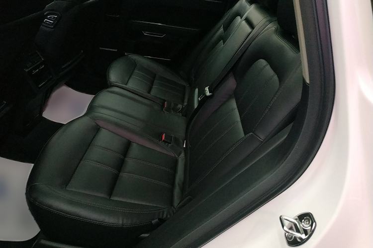 Used Zotye T700 2017 1.8T Dual-Clutch Luxury Model Interior 4