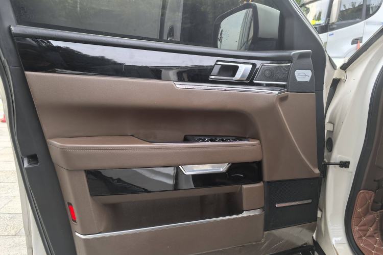 Used Zotye T700 2017 1.8T Dual-Clutch Prestige Model Interior 5