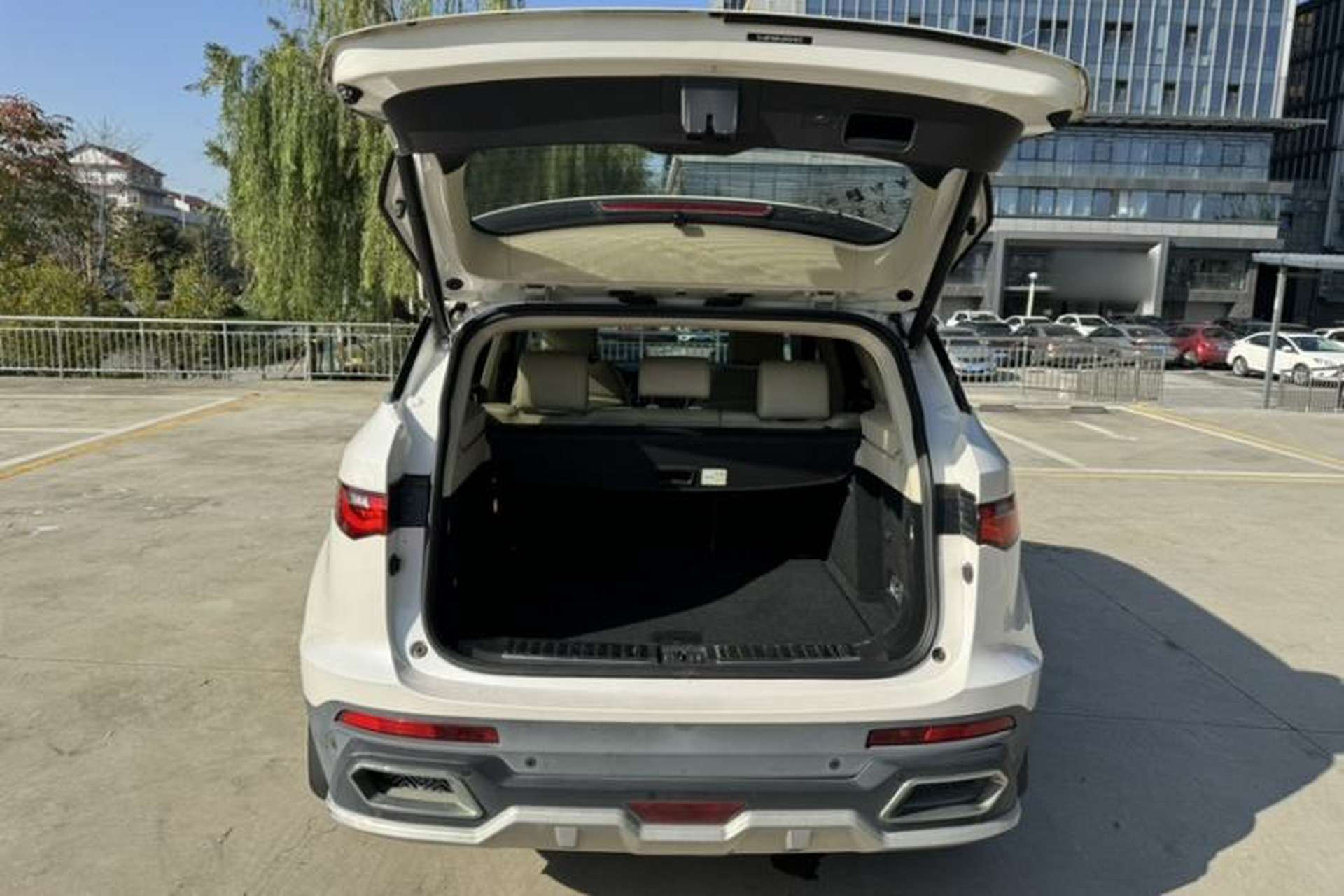 Used Zotye T700 2017 1.8T Dual-Clutch Prestige Model Interior 7