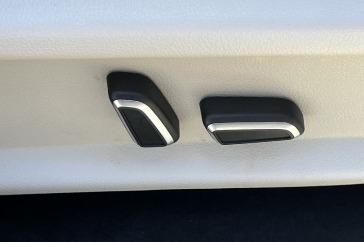 Used Zotye T700 2017 1.8T Dual-Clutch Prestige Model Interior 8