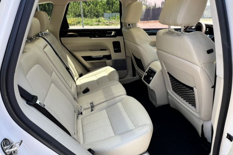 Used Zotye T700 2017 1.8T Dual-Clutch Prestige Model Interior 9