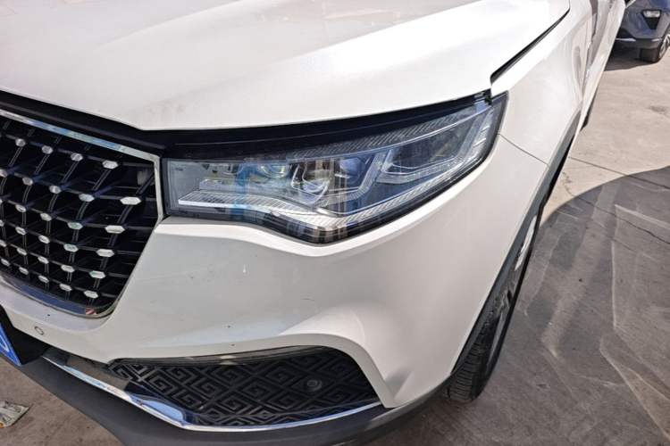 Used Zotye T700 2017 1.8T Manual Luxury Model Left Front Headlight