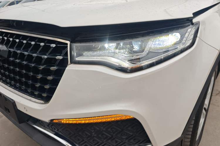 Used Zotye T700 2017 1.8T Dual-Clutch Luxury Model Left Front Headlight