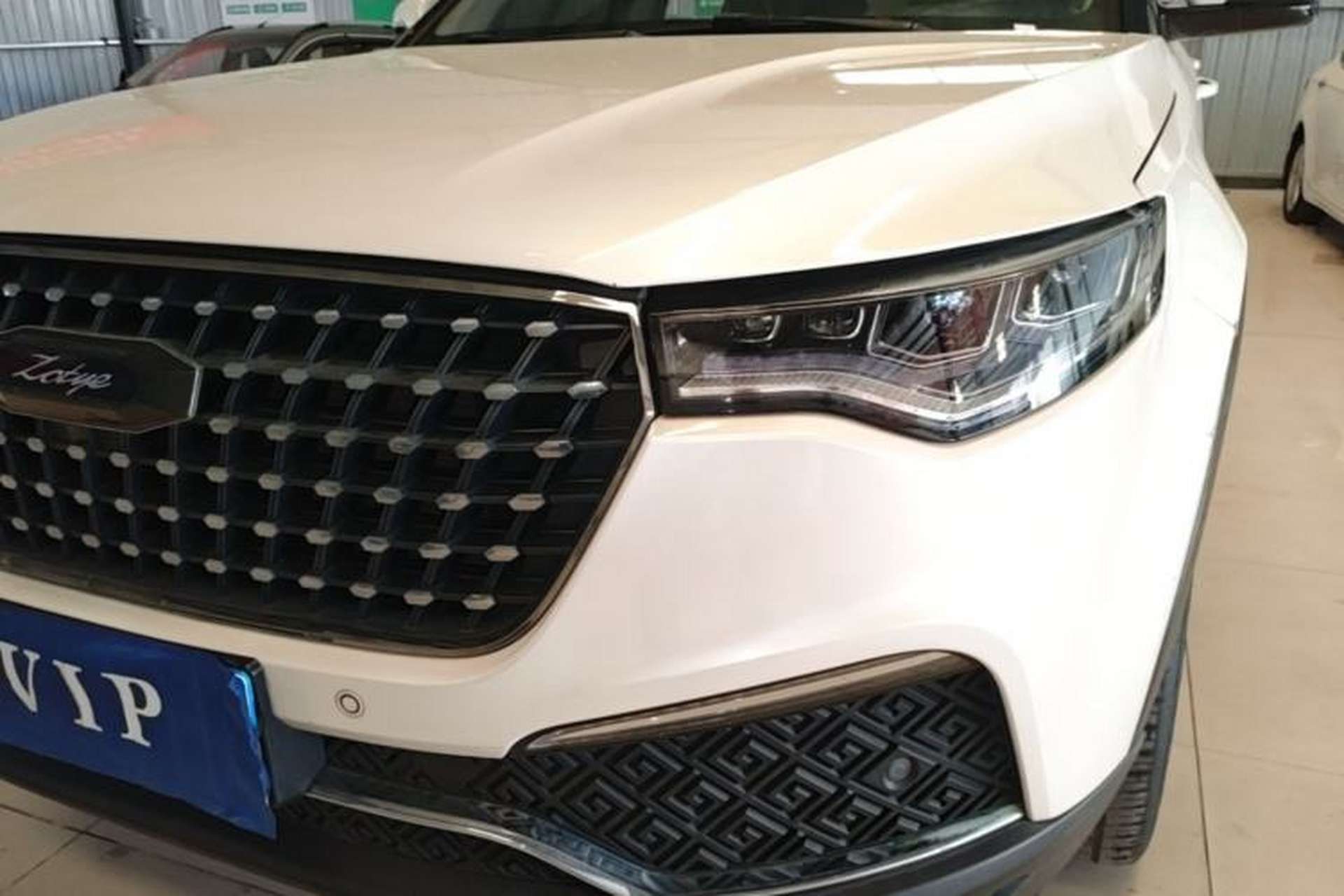 Used Zotye T700 2017 1.8T Dual-Clutch Luxury Model Left Front Headlight