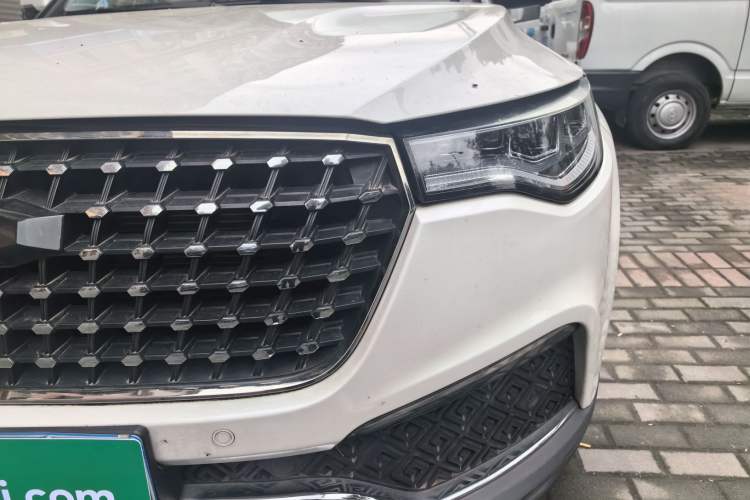Used Zotye T700 2017 1.8T Dual-Clutch Flagship Model Left Front Headlight