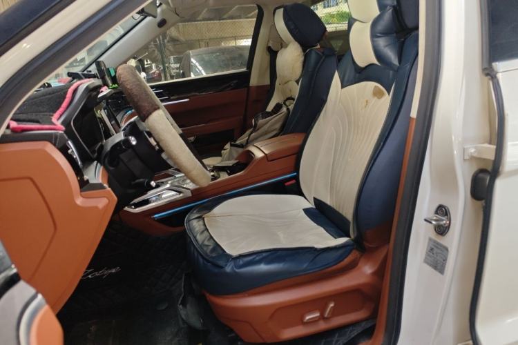 Used Zotye T700 2017 1.8T Dual-Clutch Luxury Model Left Front Seat