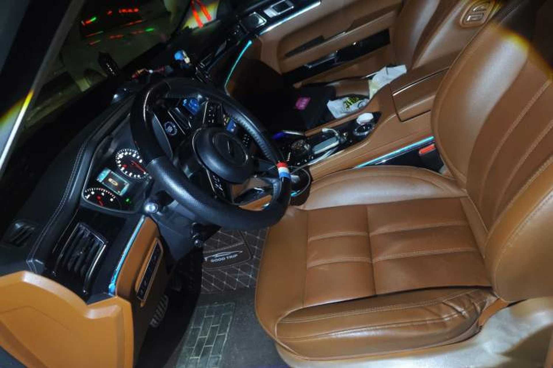 Used Zotye T700 2017 1.8T Dual-Clutch Luxury Model Left Front Seat