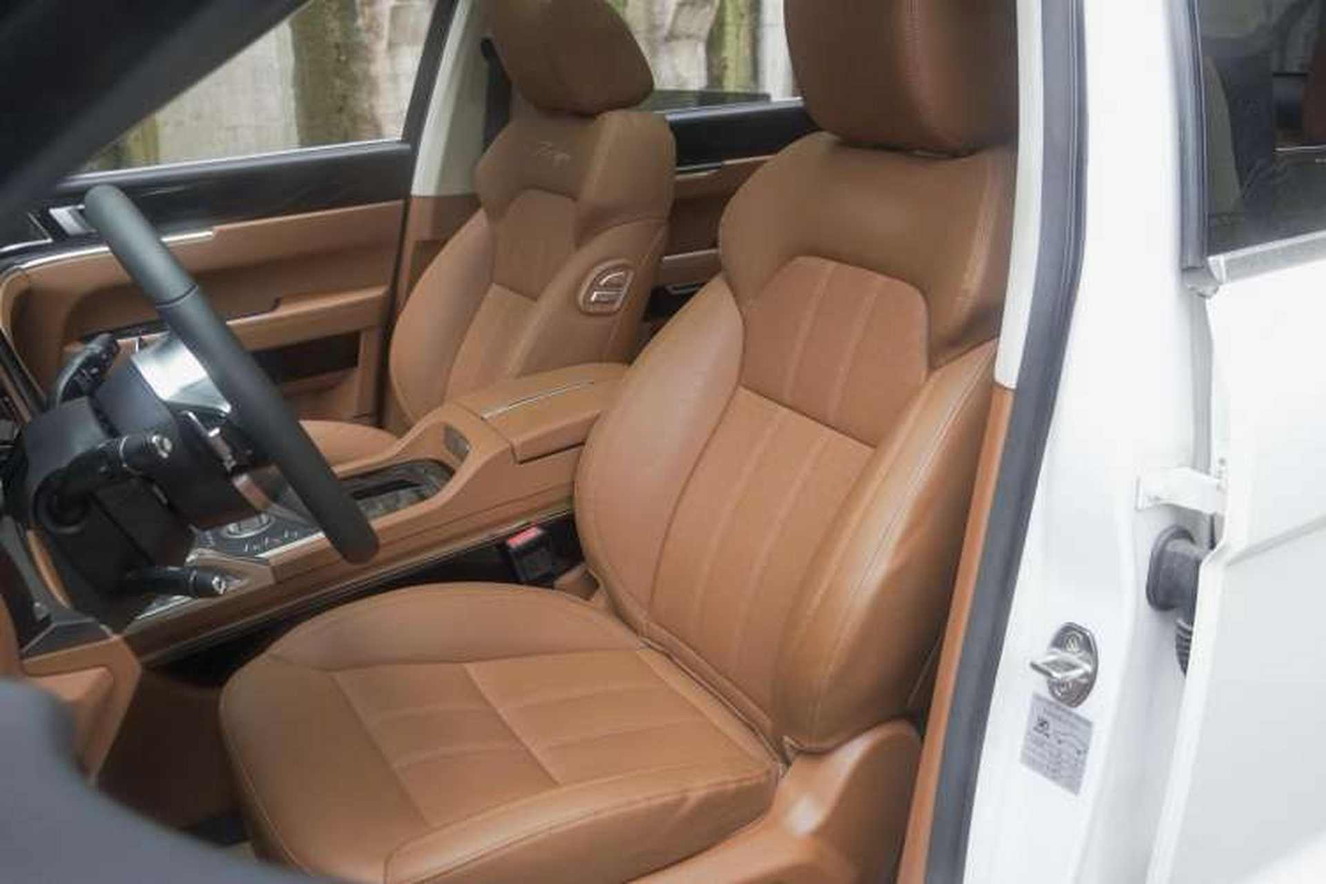 Used Zotye T700 2017 2.0T Automatic Prestige Edition Left Front Seat