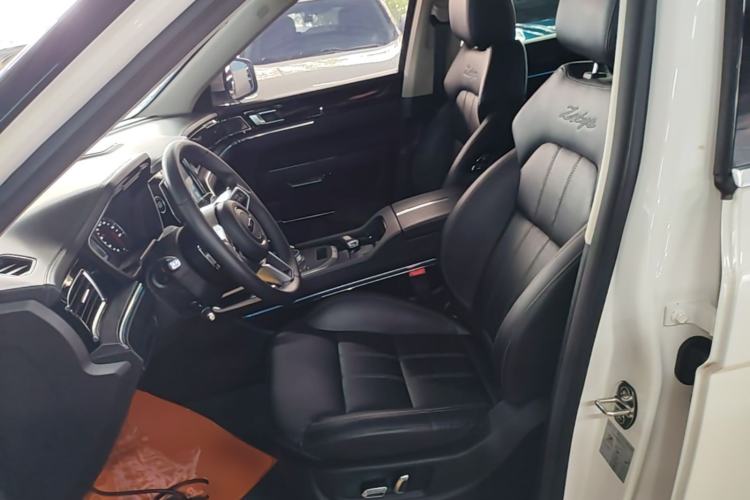 Used Zotye T700 2017 1.8T Dual-Clutch Luxury Model Left Front Seat