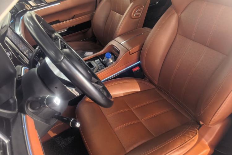 Used Zotye T700 2017 1.8T Dual-Clutch Luxury Model Left Front Seat