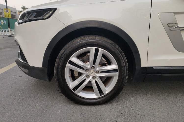 Used Zotye T700 2017 1.8T Manual Luxury Model Left Front Wheel Hub