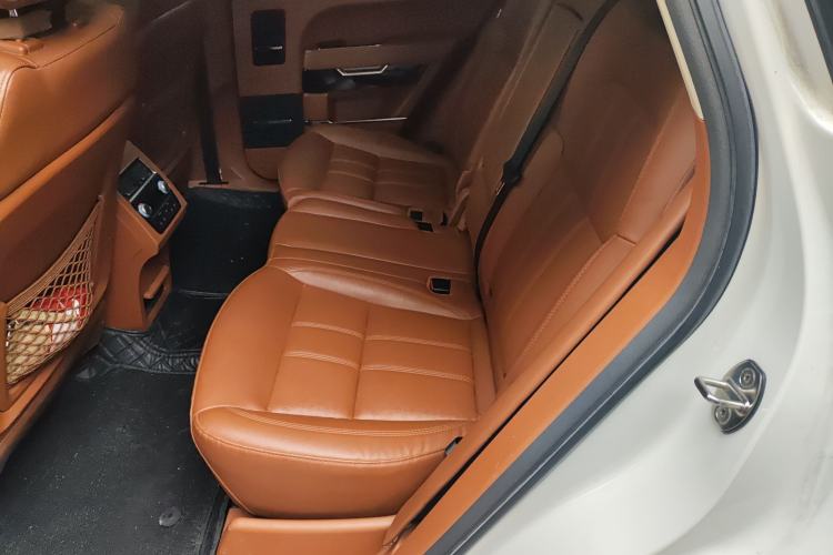 Used Zotye T700 2017 1.8T Dual-Clutch Prestige Model Left Rear Seat