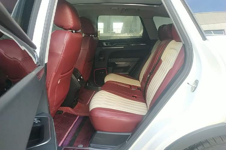 Used Zotye T700 2017 1.8T Dual-Clutch Flagship Model Left Rear Seat