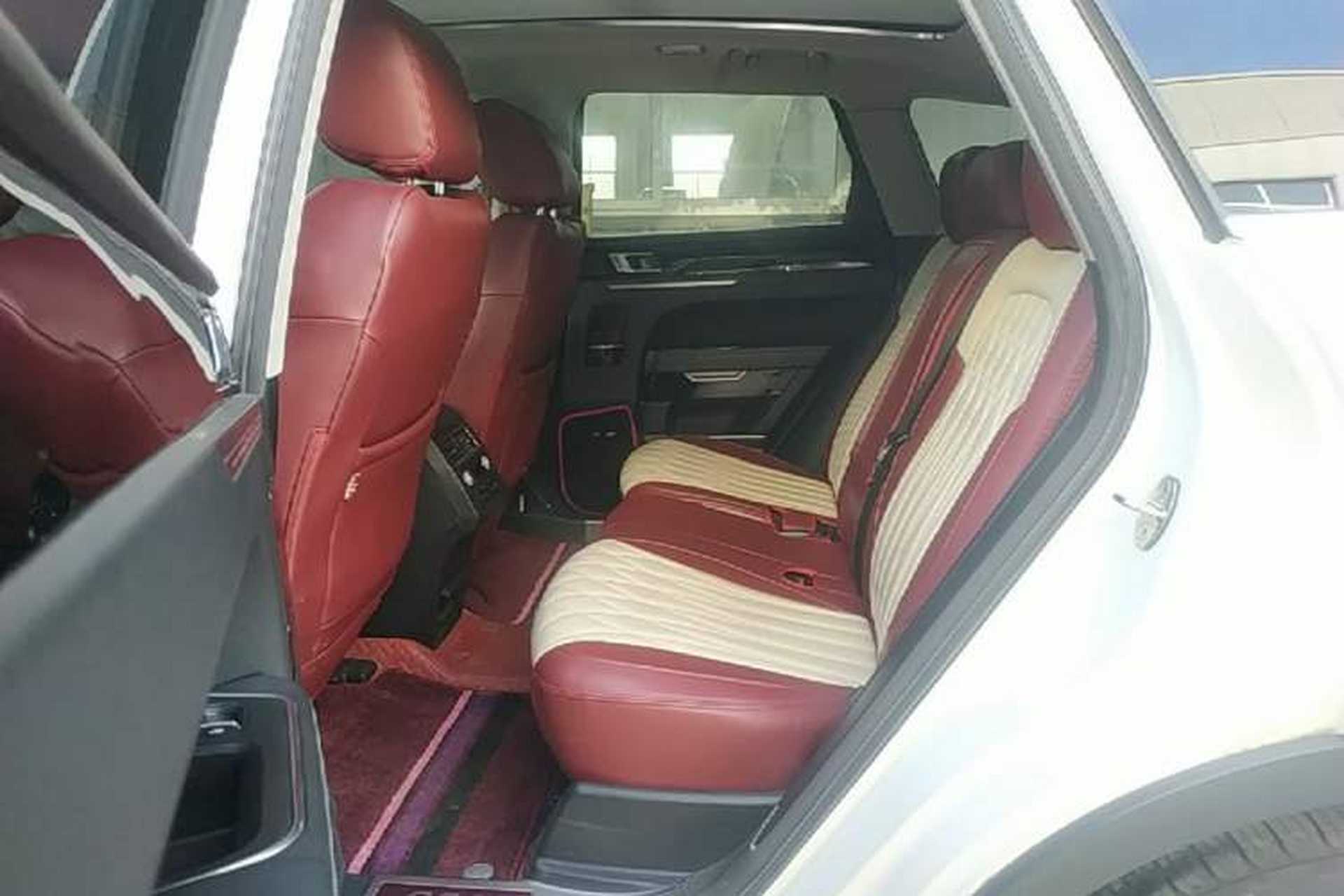 Used Zotye T700 2017 1.8T Dual-Clutch Flagship Model Left Rear Seat