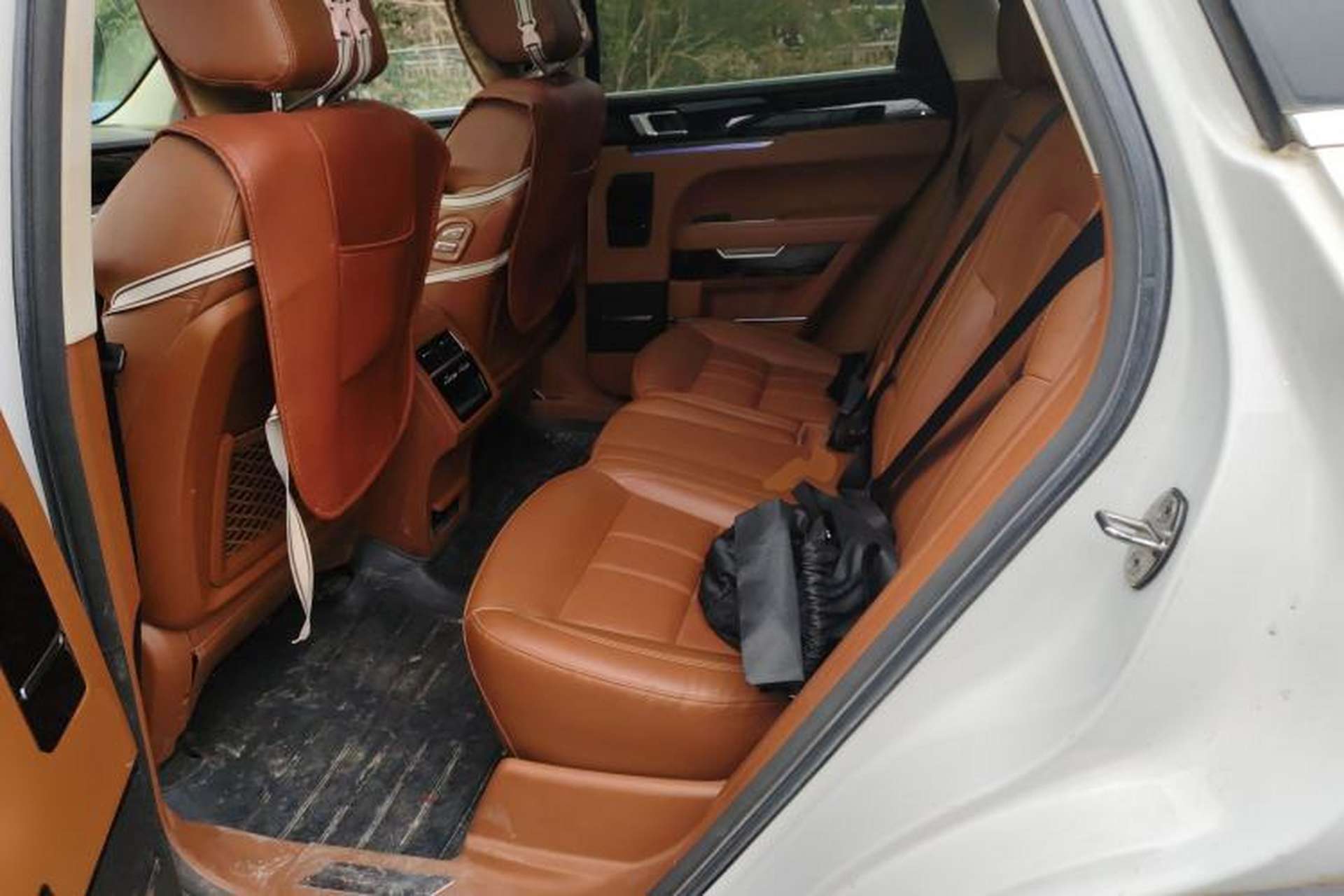 Used Zotye T700 2017 1.8T Dual-Clutch Luxury Model Left Rear Seat